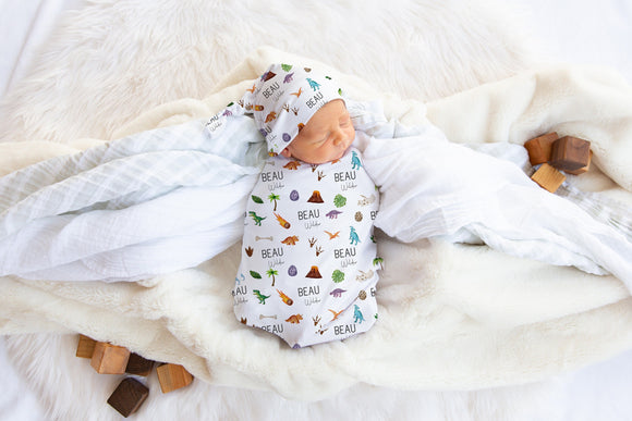 Personalized Dinosaur Baby Name, Custom Swaddle Gift, Newborn Baby Dinosaur Swaddle Blanket Photo Prop, Dino Gift, Dinosaur Nursery
